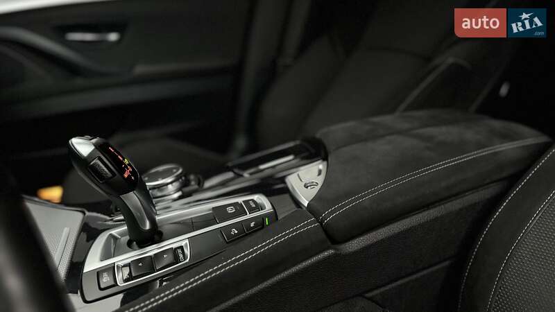 Універсал BMW 5 Series 2015 в Києві