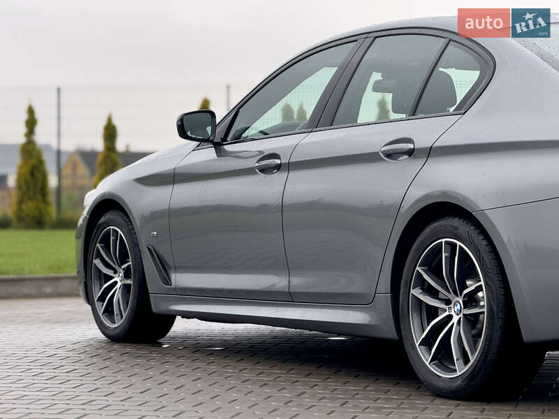 Седан BMW 5 Series 2022 в Луцке фото 58 Седан BMW 5 Series 2022 в Луцке