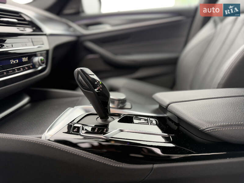 Седан BMW 5 Series 2022 в Луцке фото 85 Седан BMW 5 Series 2022 в Луцке