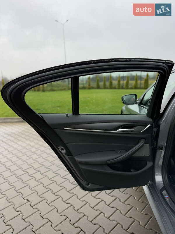 Седан BMW 5 Series 2022 в Луцке фото 110 Седан BMW 5 Series 2022 в Луцке