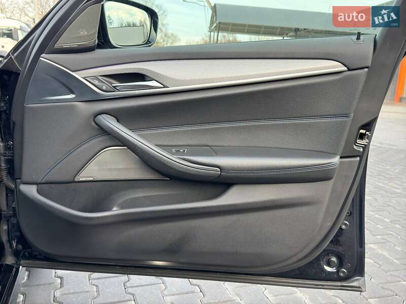 Седан BMW 5 Series 2017 в Черновцах фото 62 Седан BMW 5 Series 2017 в Черновцах