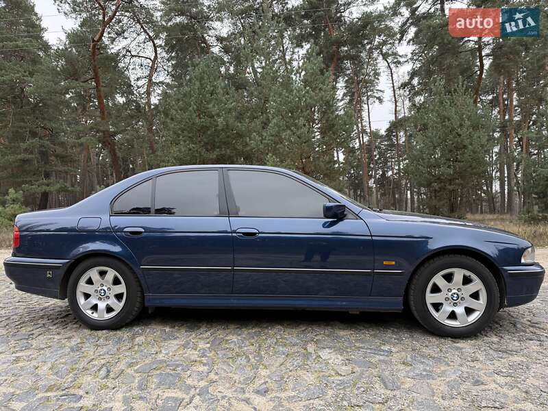 Седан BMW 5 Series 1998 в Ахтырке