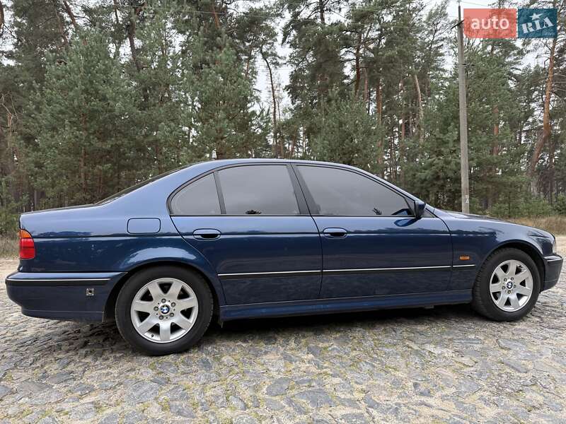 Седан BMW 5 Series 1998 в Ахтырке