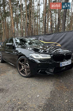 Седан BMW 5 Series 2017 в Киеве