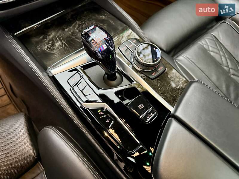 Седан BMW 5 Series 2021 в Днепре фото 39 Седан BMW 5 Series 2021 в Днепре