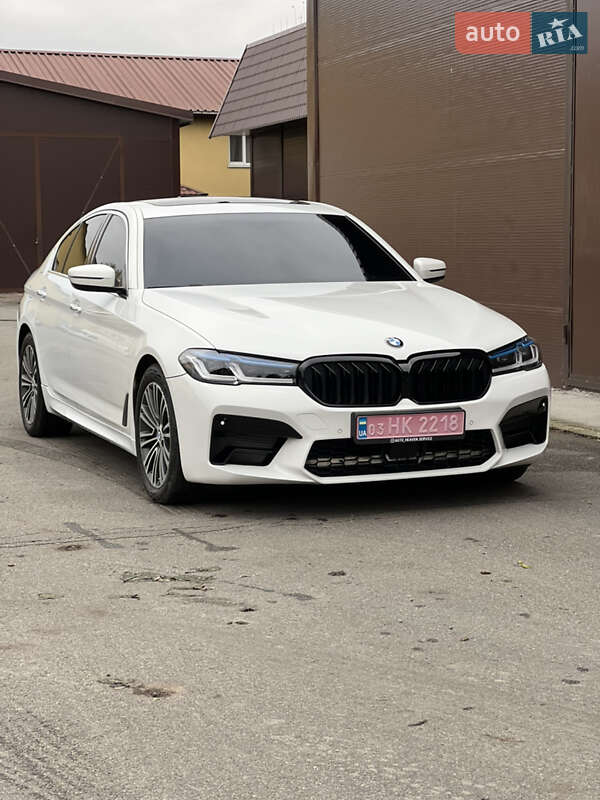 Седан BMW 5 Series 2017 в Киеве