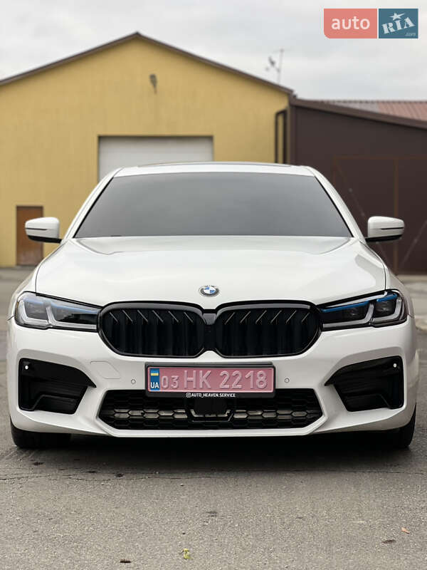Седан BMW 5 Series 2017 в Киеве
