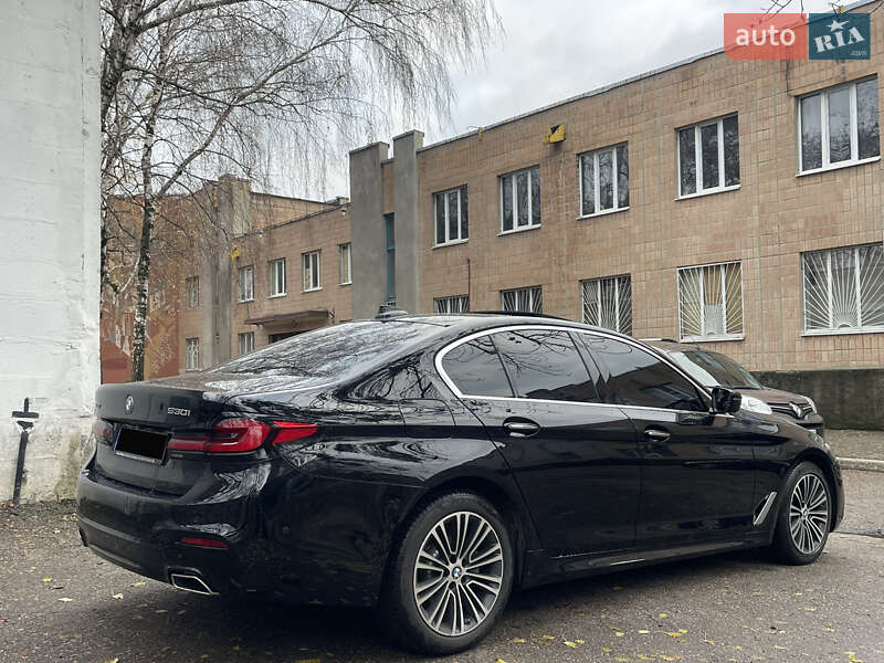 Седан BMW 5 Series 2017 в Харькове