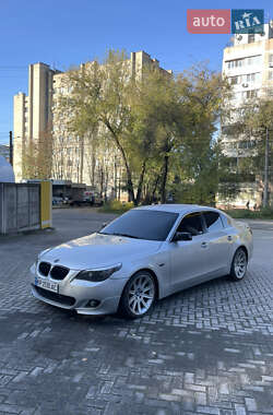 Седан BMW 5 Series 2004 в Запорожье
