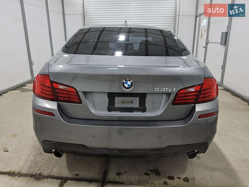 Седан BMW 5 Series 2015 в Житомире