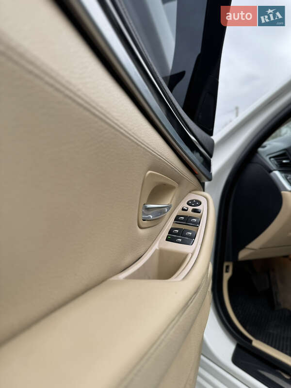 Седан BMW 5 Series 2012 в Черновцах фото 35 Седан BMW 5 Series 2012 в Черновцах