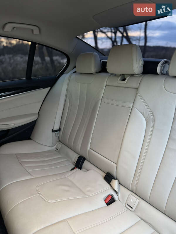 Седан BMW 5 Series 2017 в Виннице фото 16 Седан BMW 5 Series 2017 в Виннице