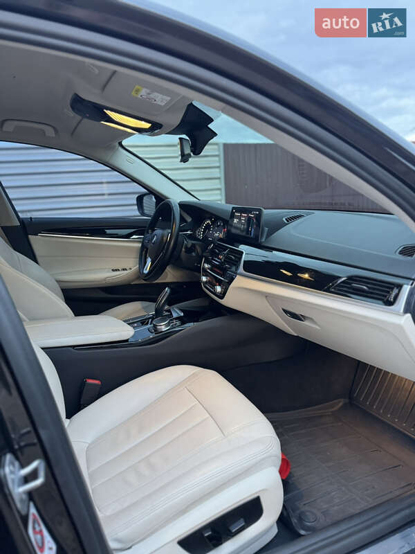 Седан BMW 5 Series 2017 в Виннице фото 18 Седан BMW 5 Series 2017 в Виннице