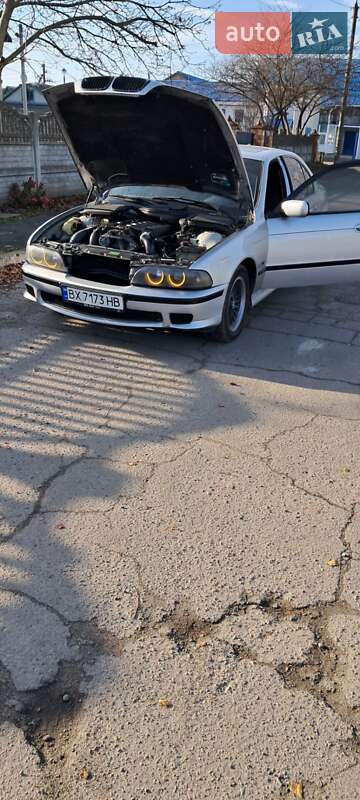 Седан BMW 5 Series 2000 в Остроге фото 7 Седан BMW 5 Series 2000 в Остроге