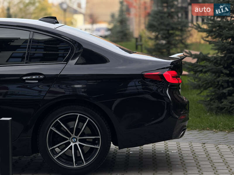 Седан BMW 5 Series 2017 в Івано-Франківську