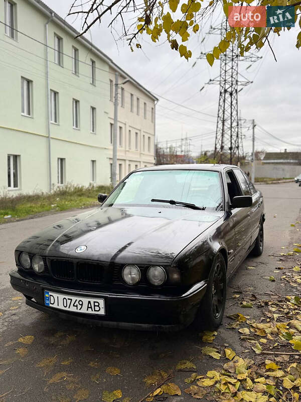 Седан BMW 5 Series 1992 в Одессе