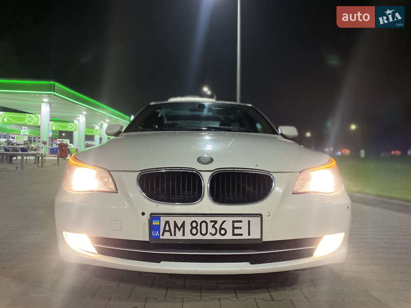 Седан BMW 5 Series 2009 в Житомире