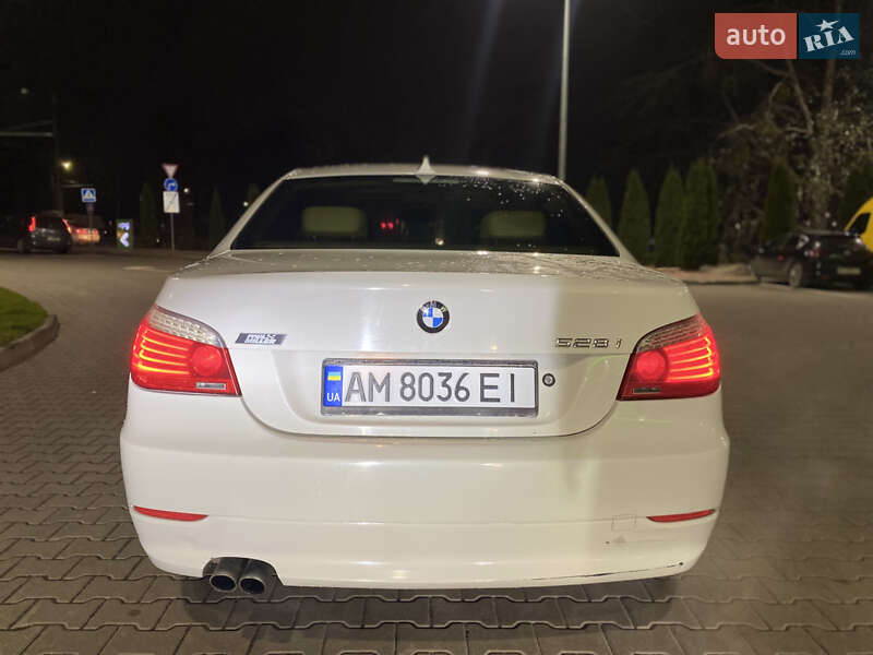 Седан BMW 5 Series 2009 в Житомире