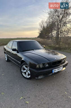 Седан BMW 5 Series 1993 в Овідіополі