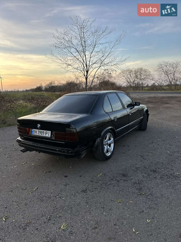 Седан BMW 5 Series 1993 в Овідіополі фото 4 Седан BMW 5 Series 1993 в Овідіополі