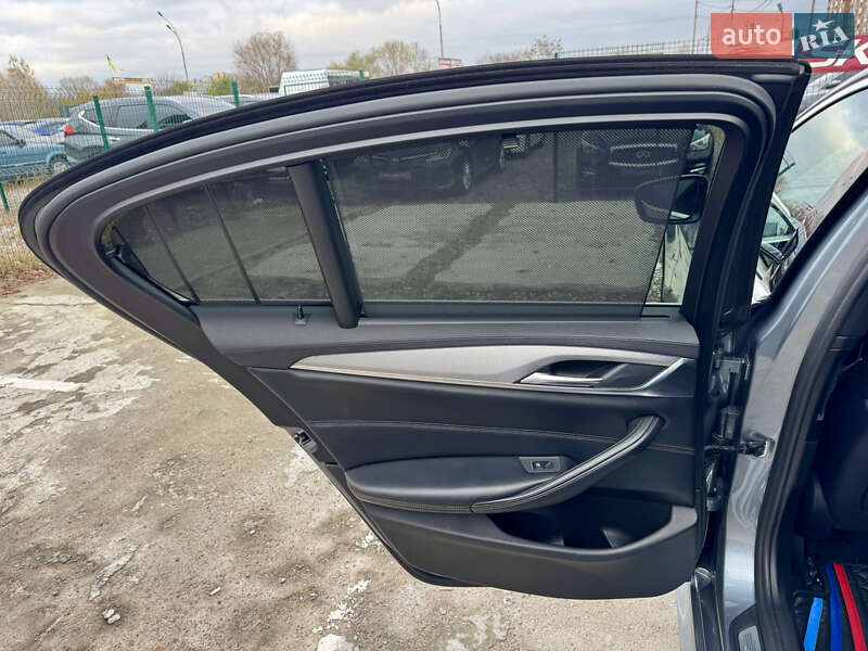 Седан BMW 5 Series 2018 в Киеве