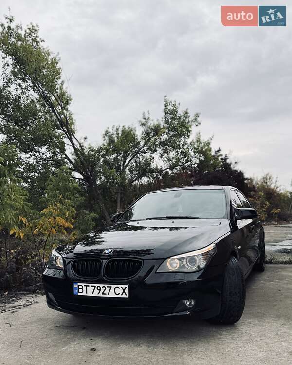 Седан BMW 5 Series 2009 в Долинской