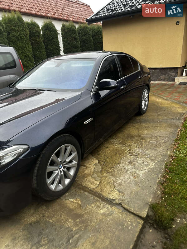 Седан BMW 5 Series 2014 в Жидачове