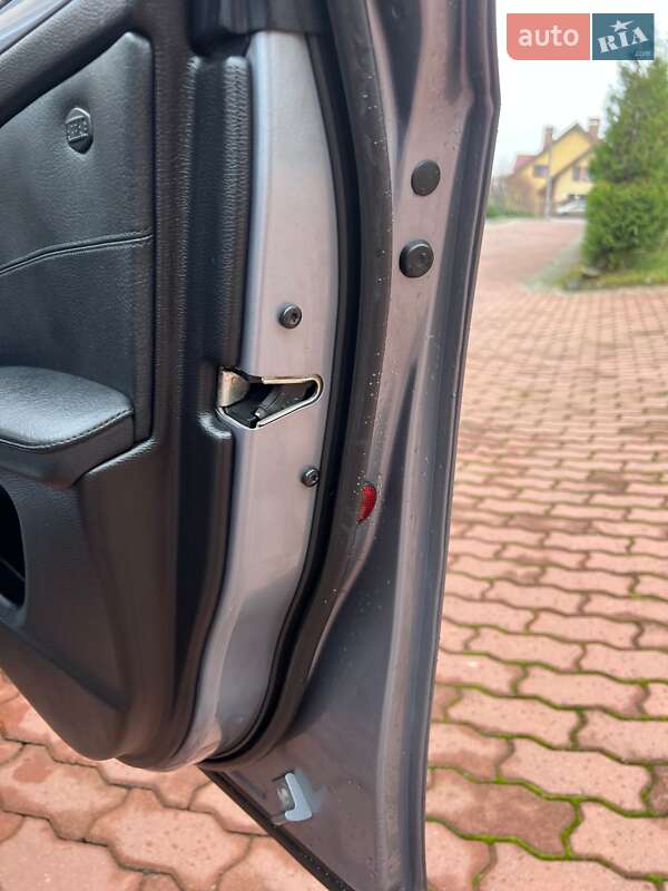 Седан BMW 5 Series 2008 в Чернівцях