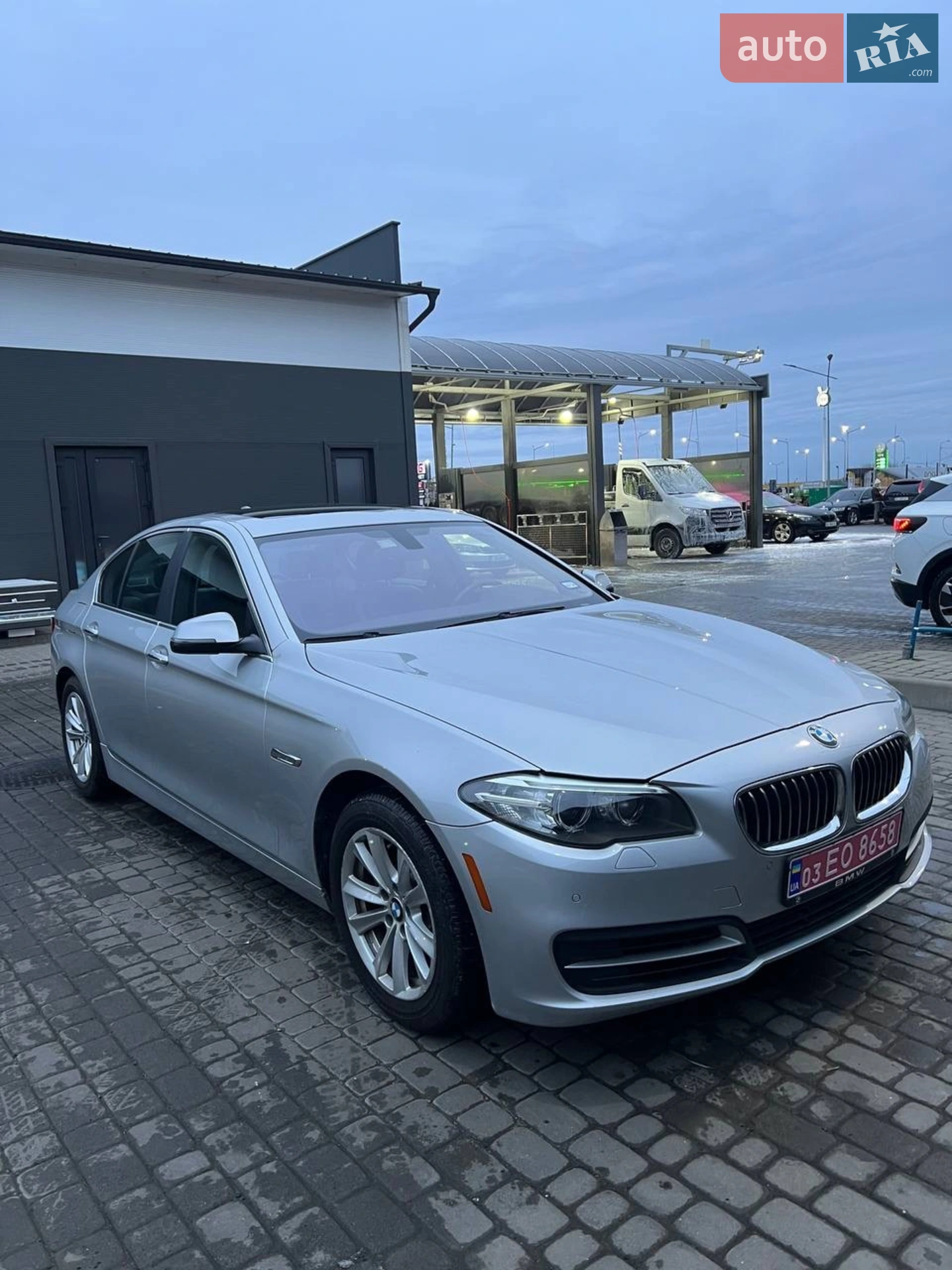 2013 BMW 5er - мініатюра 18