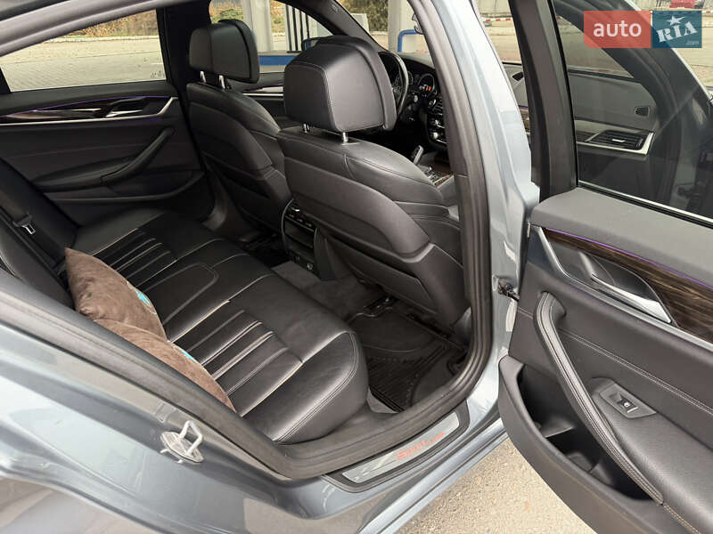 Седан BMW 5 Series 2017 в Запорожье фото 45 Седан BMW 5 Series 2017 в Запорожье