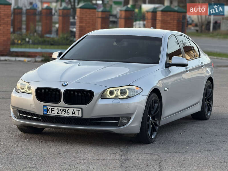 Седан BMW 5 Series 2012 в Днепре