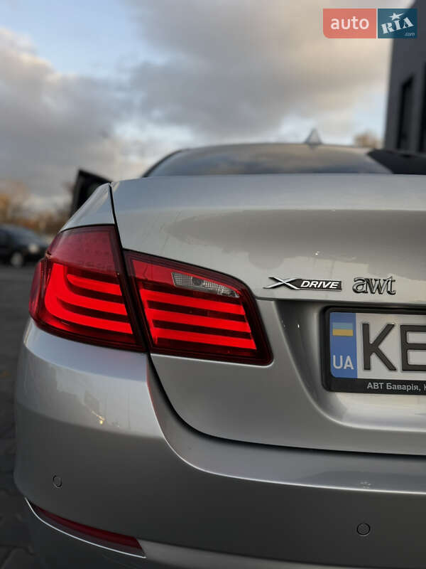 Седан BMW 5 Series 2012 в Днепре
