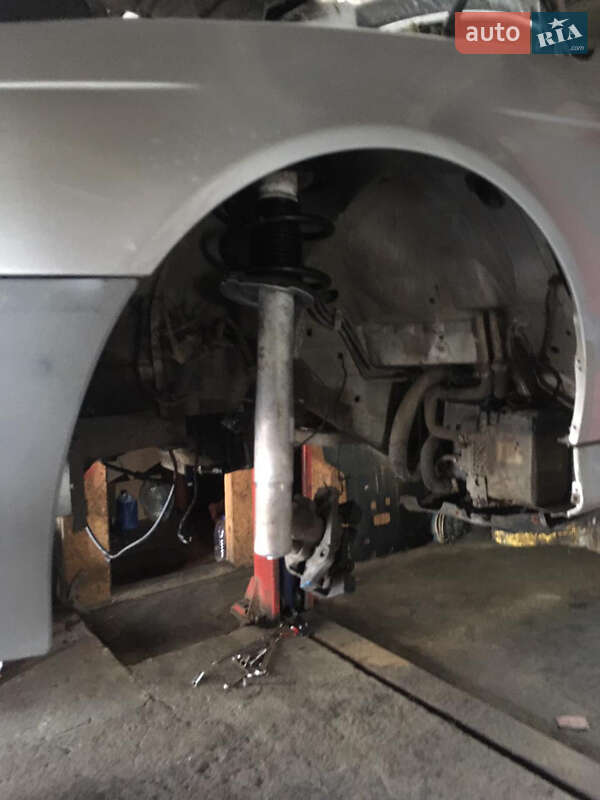 Седан BMW 5 Series 2003 в Авангарде фото 19 Седан BMW 5 Series 2003 в Авангарде