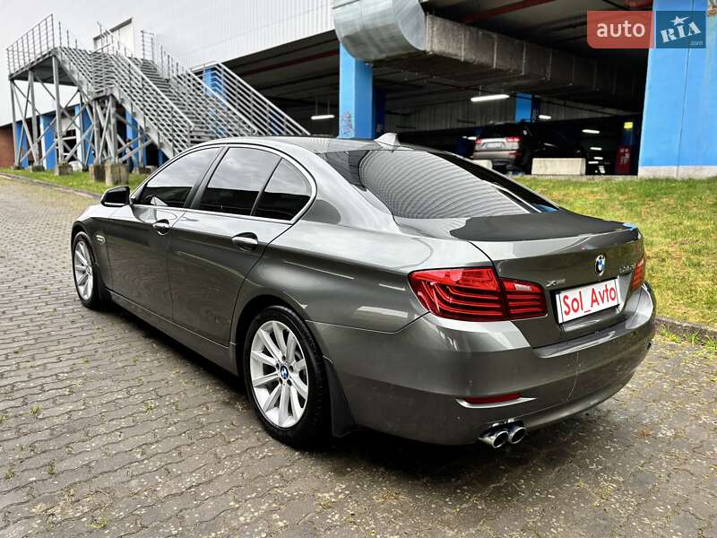 Седан BMW 5 Series 2013 в Львові