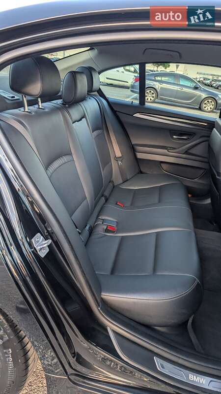 Седан BMW 5 Series 2013 в Львове