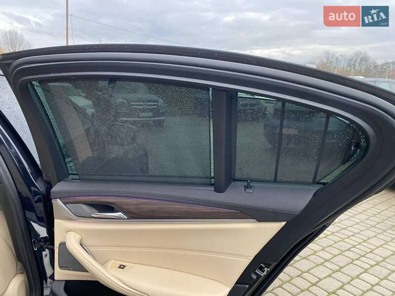 Седан BMW 5 Series 2019 в Львові
