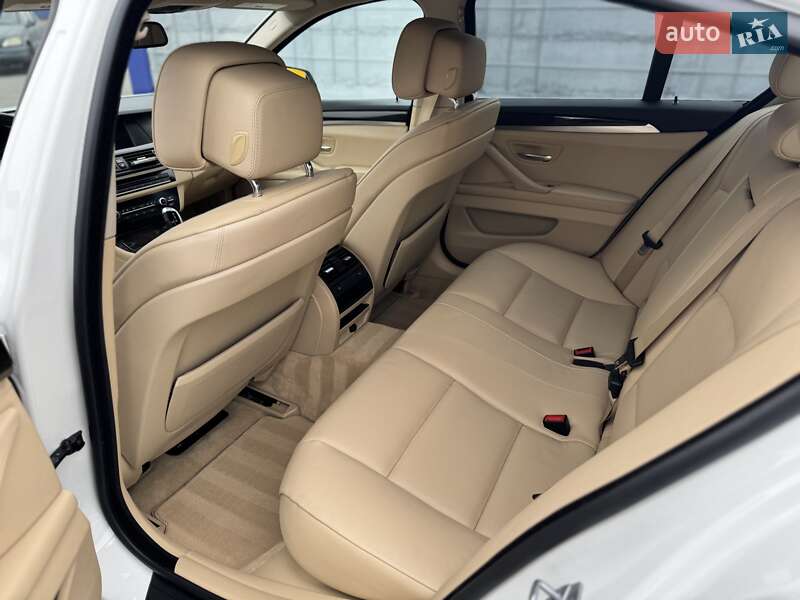 Седан BMW 5 Series 2012 в Киеве