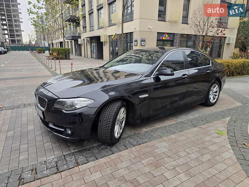 Седан BMW 5 Series 2015 в Киеве фото 8 Седан BMW 5 Series 2015 в Киеве