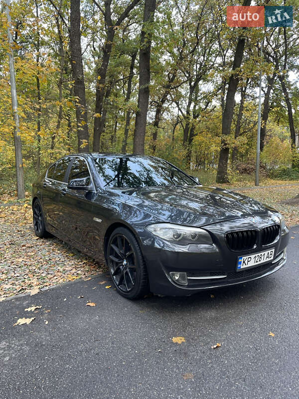 BMW 5 Series 2011