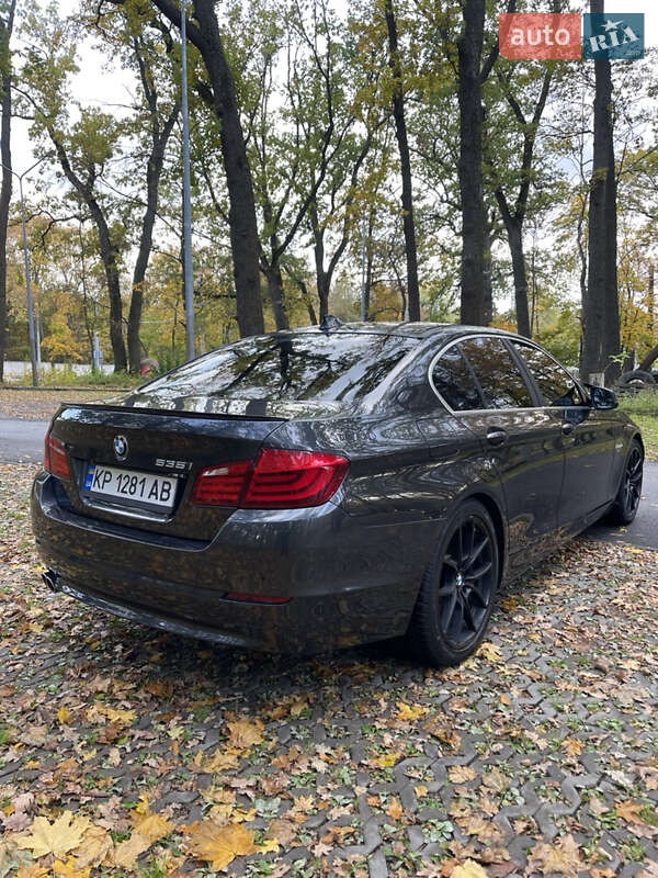 Седан BMW 5 Series 2011 в Харькове