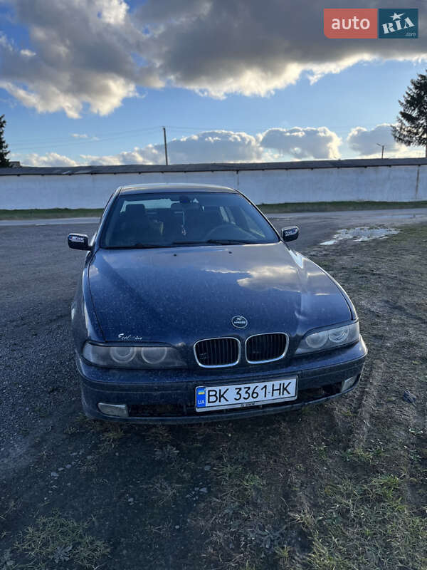 BMW 5 Series 1999