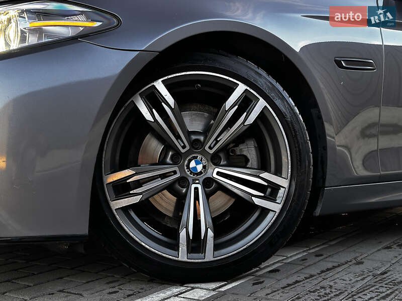 Седан BMW 5 Series 2015 в Луцке