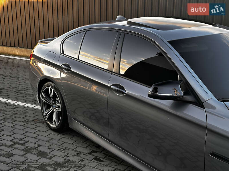 Седан BMW 5 Series 2015 в Луцке