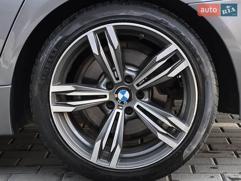 Седан BMW 5 Series 2015 в Луцке