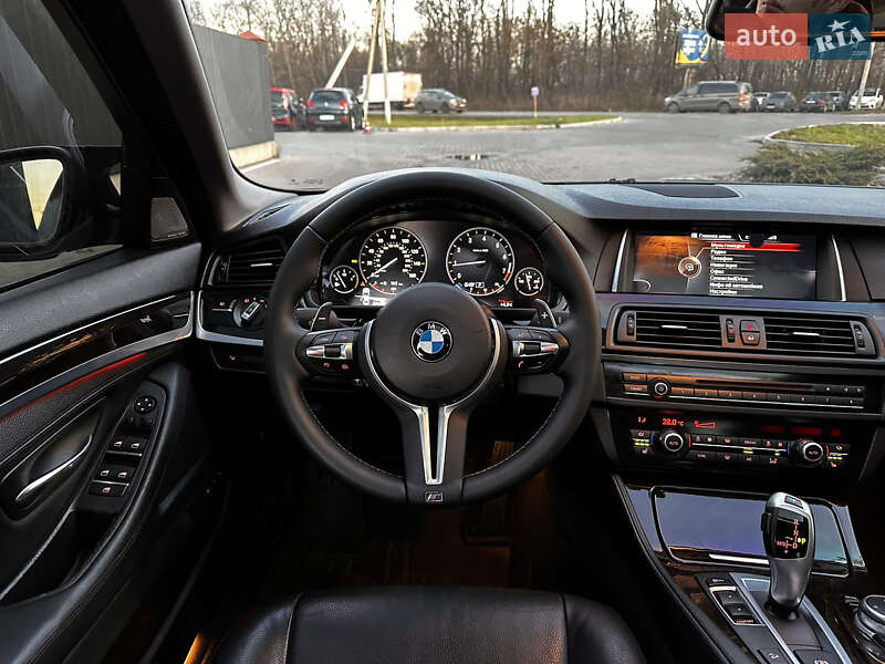 Седан BMW 5 Series 2015 в Луцке