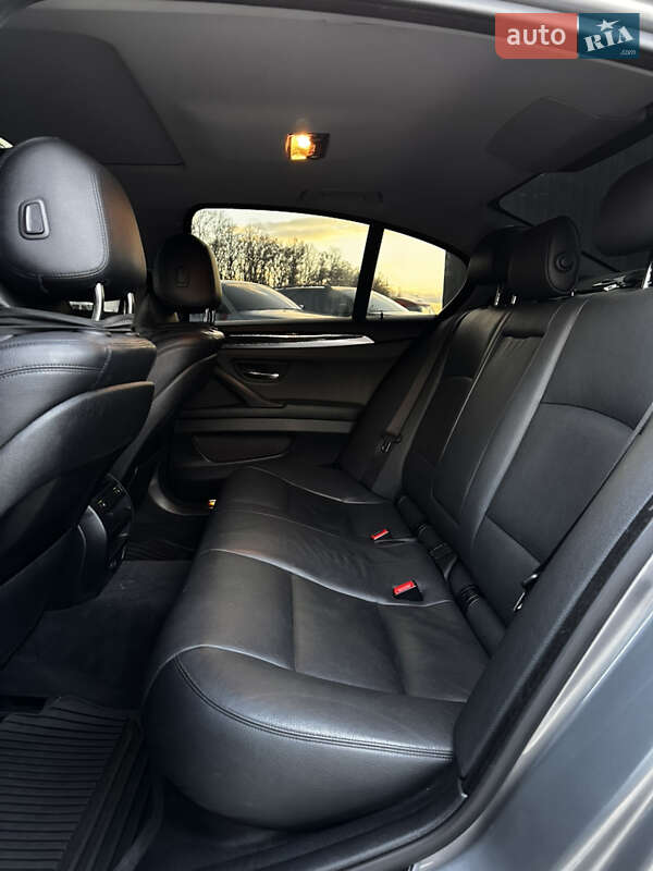 Седан BMW 5 Series 2015 в Луцке
