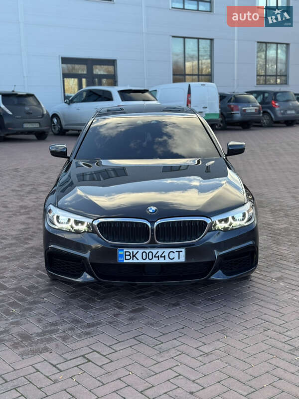 Седан BMW 5 Series 2020 в Ровно