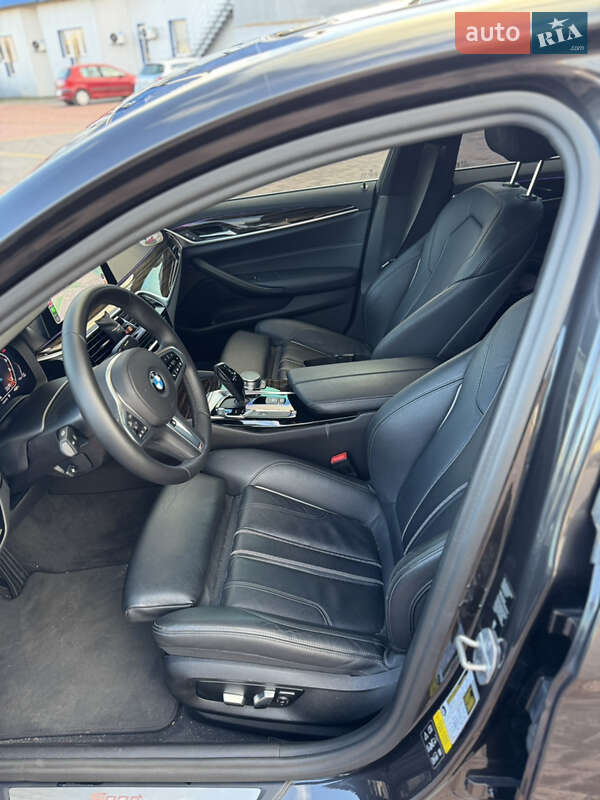 Седан BMW 5 Series 2020 в Ровно