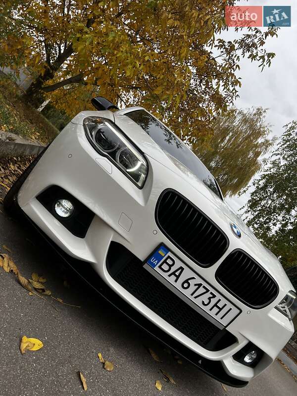 Седан BMW 5 Series 2016 в Кропивницком