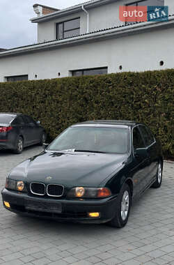 Седан BMW 5 Series 1997 в Вінниці